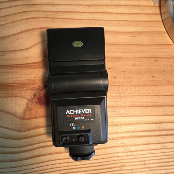 Minolta Achiever DZ260 Camera Flash - Picture 7 of 13